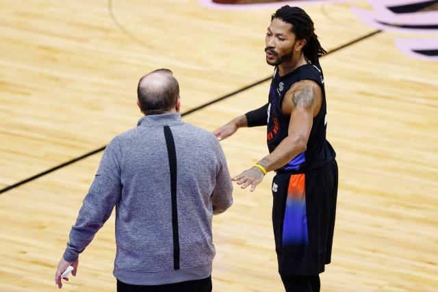 1622088786882026420.jpg Derrick-Rose-Tom-Thibodeau-Knicks.jpg